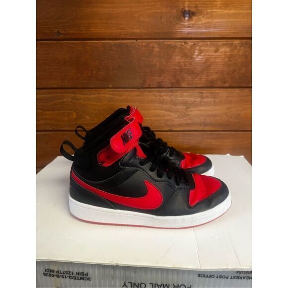 Nike Court Borough Mid 2 Black University Red (GS) Sz 6.5Y CD7782-003 - Picture 2 of 8